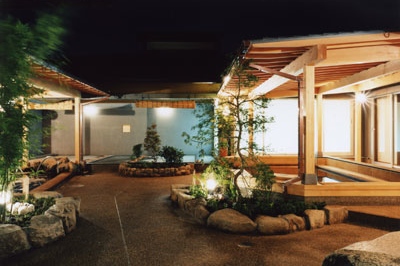 天然温泉 極楽湯 和光店